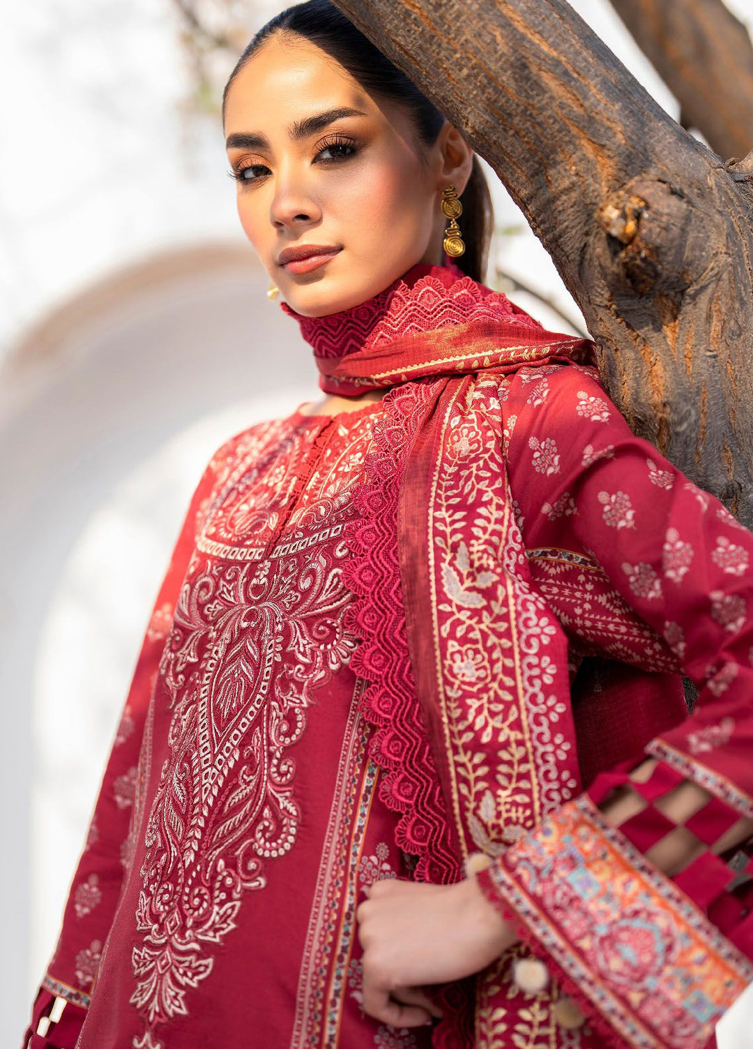 Shezlin by Aabyaan Embroidered Chikankari Suits Unstitched 3 Piece ABY24S AR-04 Izzah - Summer Collection