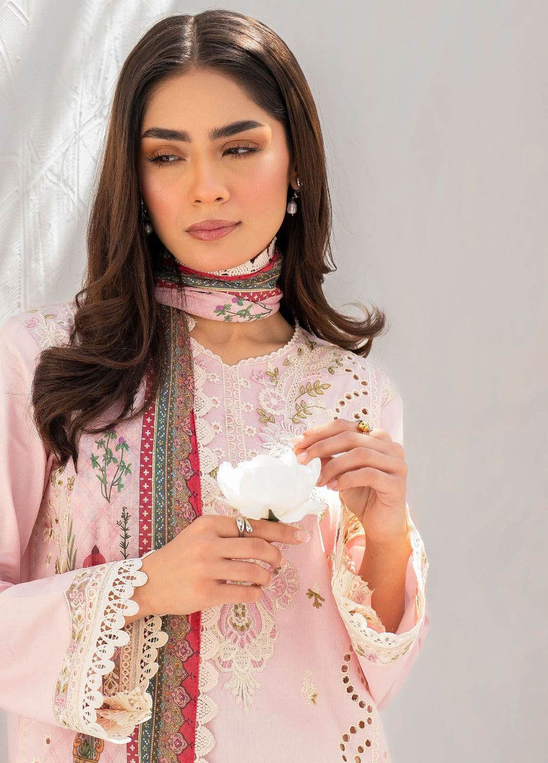 Shezlin by Aabyaan Embroidered Chikankari Suits Unstitched 3 Piece ABY24S AR-05 Nuray - Summer Collection