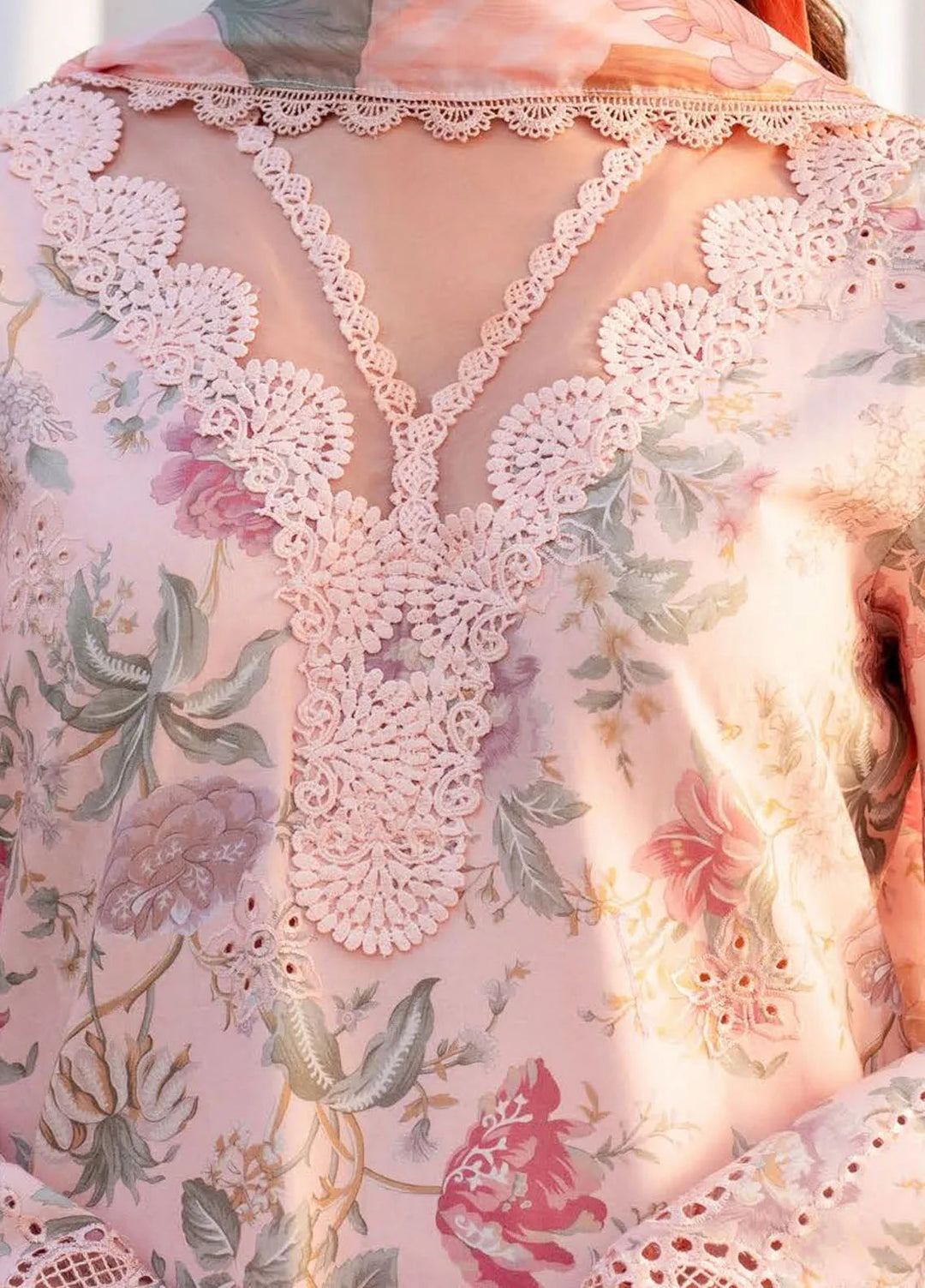 Shezlin by Aabyaan Embroidered Lawn Suits Unstitched 3 Piece ABY25SCR AR-09 Ceren - Ramadan Collection