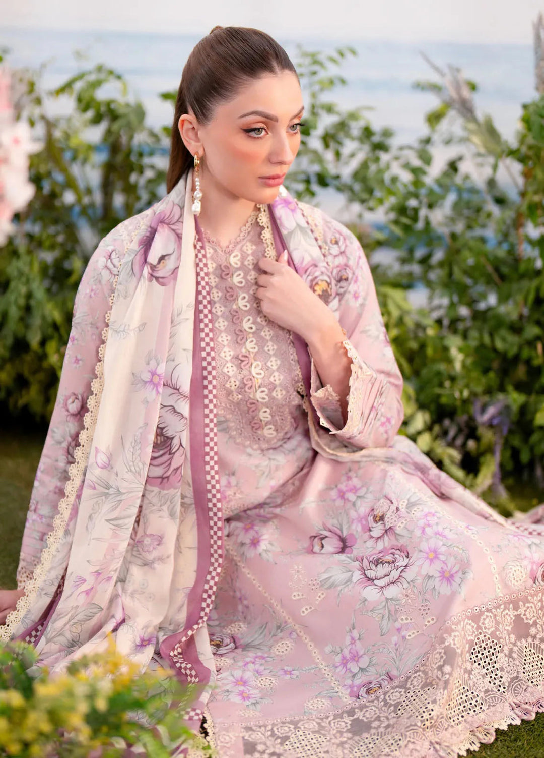 Shezlin by Aabyaan Embroidered Lawn Suits Unstitched 3 Piece ABY25SCR AR-15 Seher - Ramadan Collection