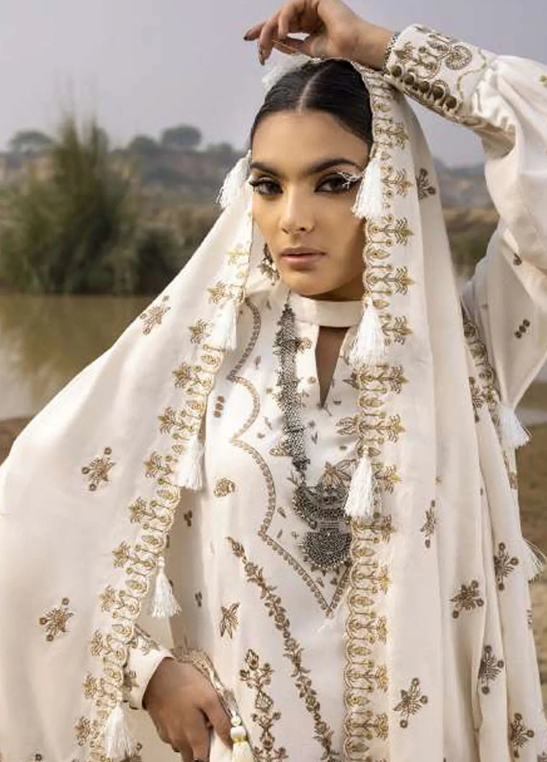 Sierra By Sidra Aleem Embroidered Wool Suit Unstitched 3 Piece SA24SW D-01 - Winter Collection