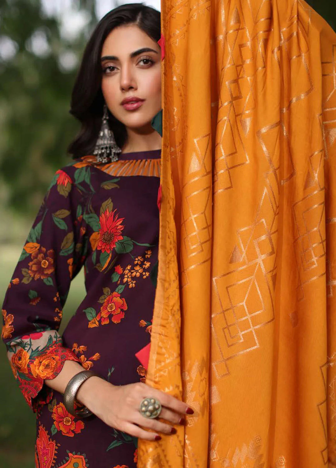 Signature Prints By Charizma Printed Linen Suit Unstitched 3 Piece CRZ24SPL SPW4-01 - Winter Collection
