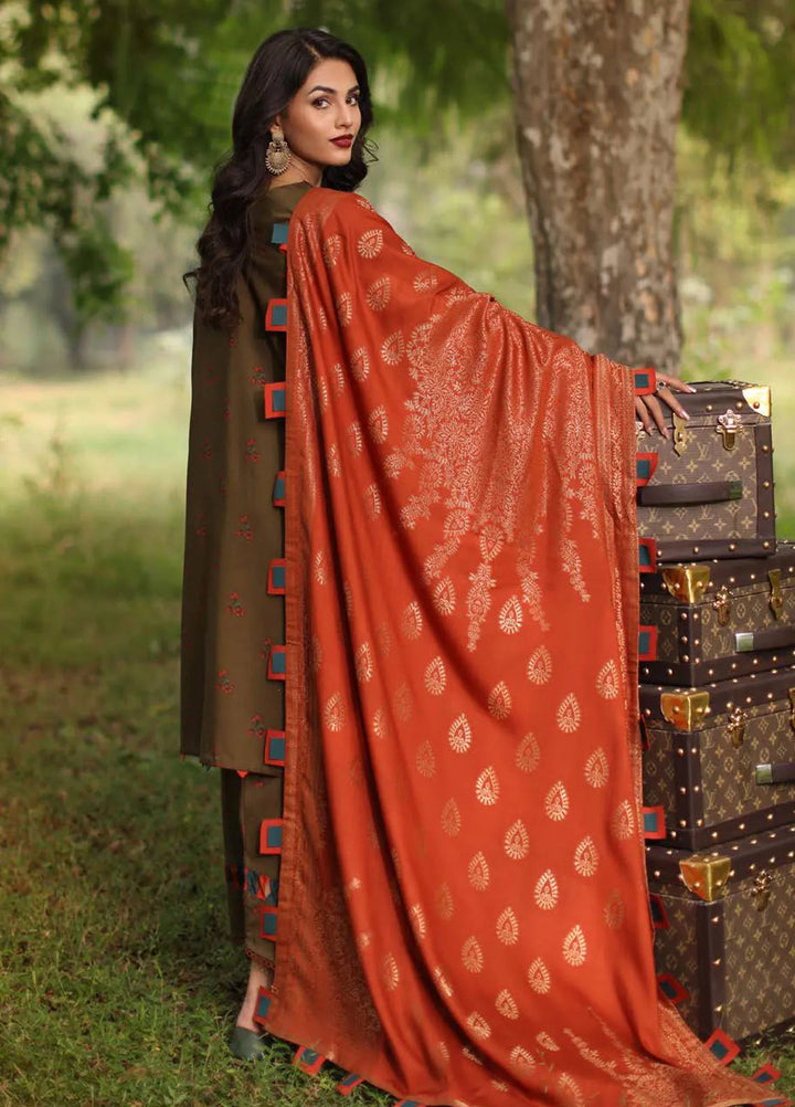 Signature Prints By Charizma Printed Linen Suit Unstitched 3 Piece CRZ24SPL SPW4-03 - Winter Collection