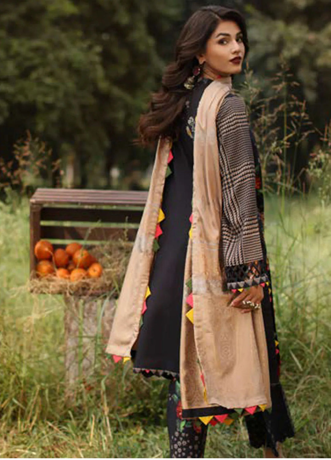 Signature Prints By Charizma Printed Linen Suit Unstitched 3 Piece CRZ24SPL SPW4-10 - Winter Collection