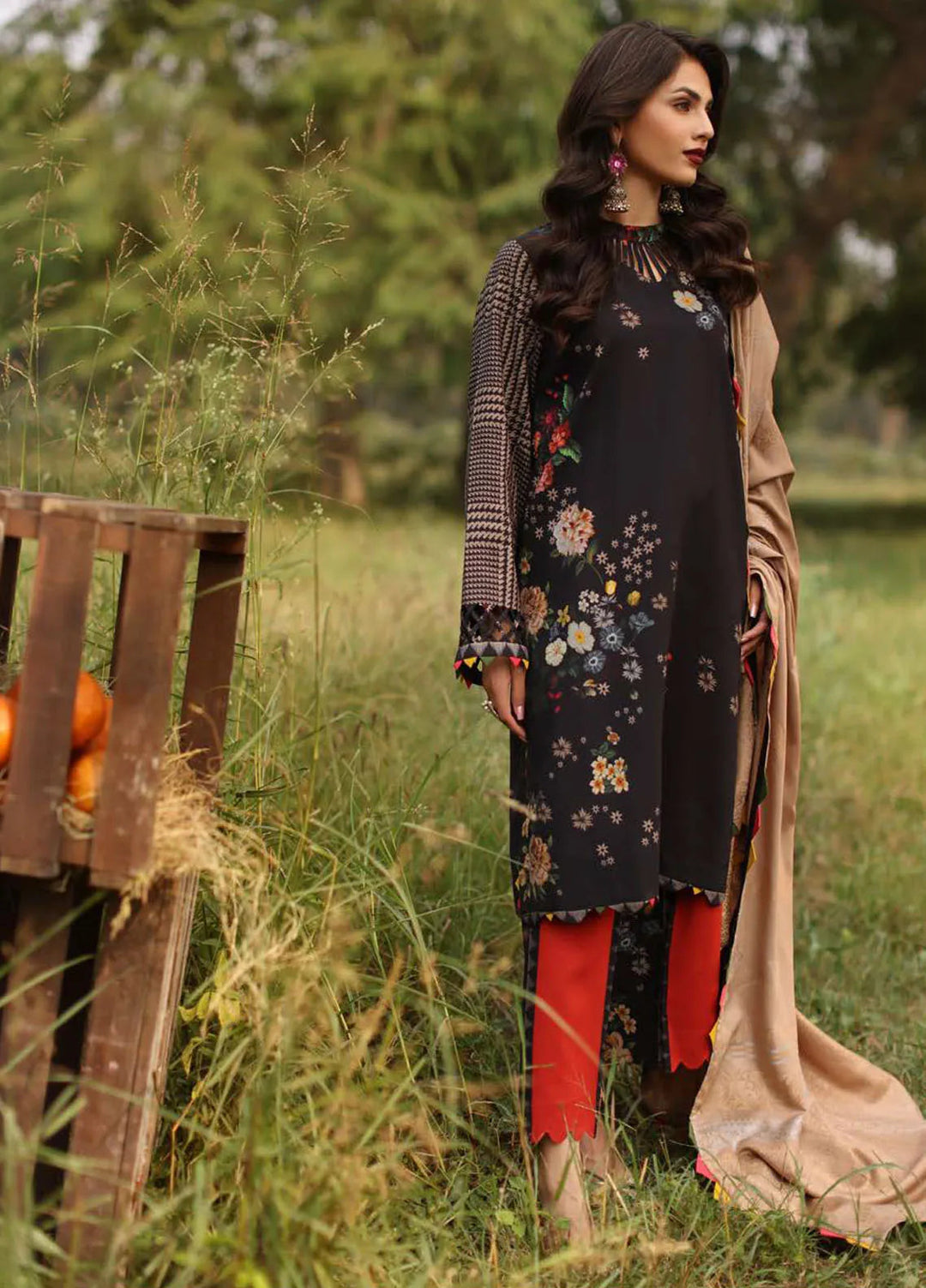 Signature Prints By Charizma Printed Linen Suit Unstitched 3 Piece CRZ24SPL SPW4-10 - Winter Collection