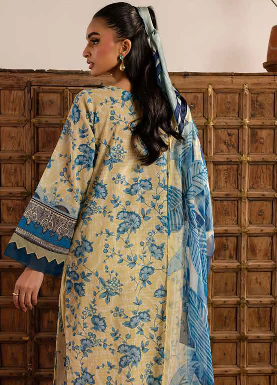 Signature Prints by Nureh Printed Lawn Suits Unstitched 3 Piece NU25SP SP-136 - Summer Collection