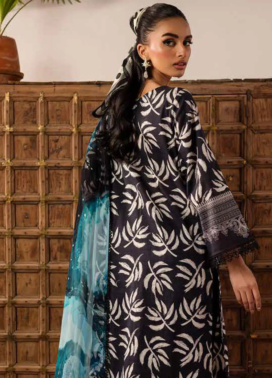 Signature Prints by Nureh Printed Lawn Suits Unstitched 3 Piece NU25SP SP-142 - Summer Collection