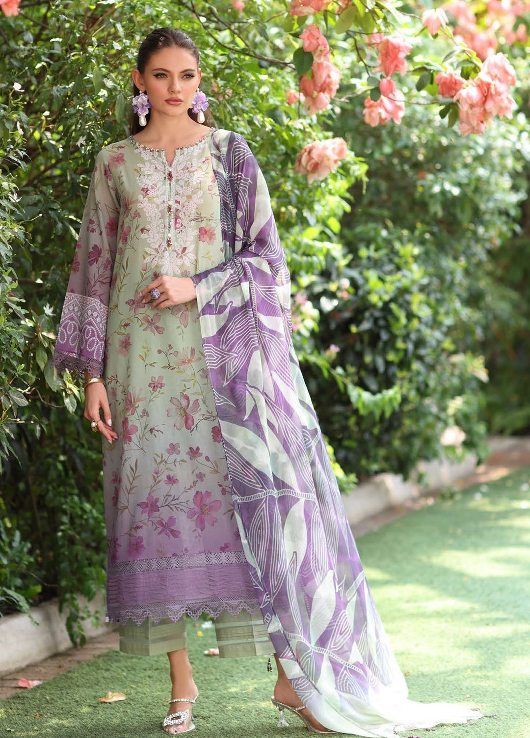 Signature Prints by Nureh Printed Swiss Lawn Suits Unstitched 3 Piece NU25SL SP-152 - Summer Collection