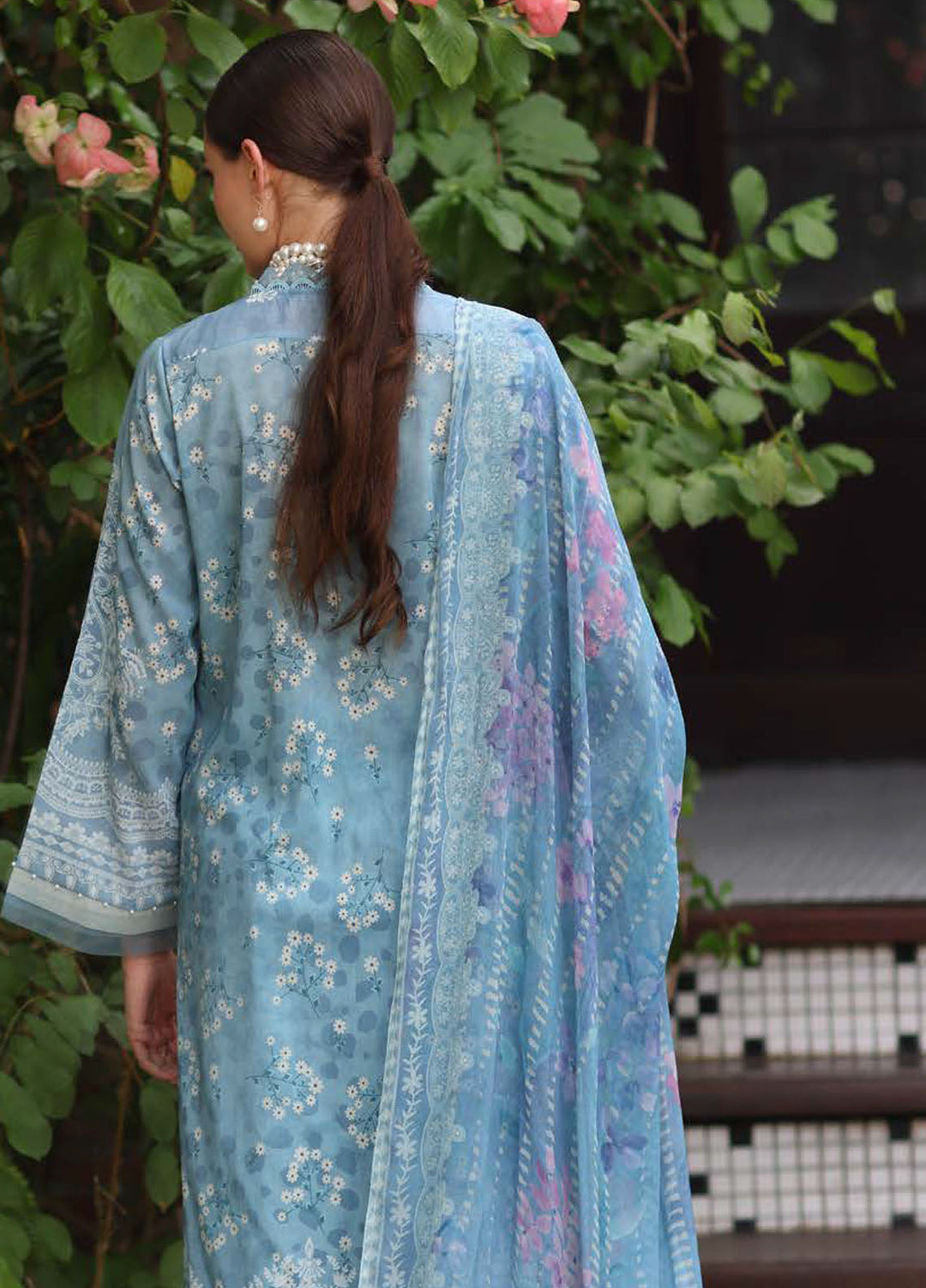 Signature Prints by Nureh Printed Swiss Lawn Suits Unstitched 3 Piece NU25SL SP-153 - Summer Collection
