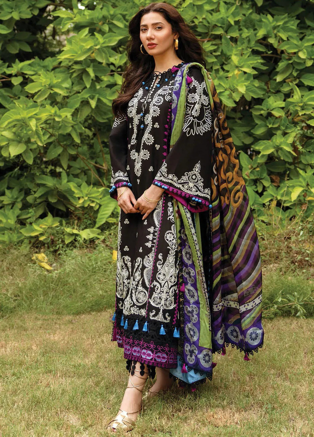 Siraa by Sadaf Fawad Khan Embroidered Lawn Suit Unstitched 3 Piece SDF24SL Helen A - Summer Collection