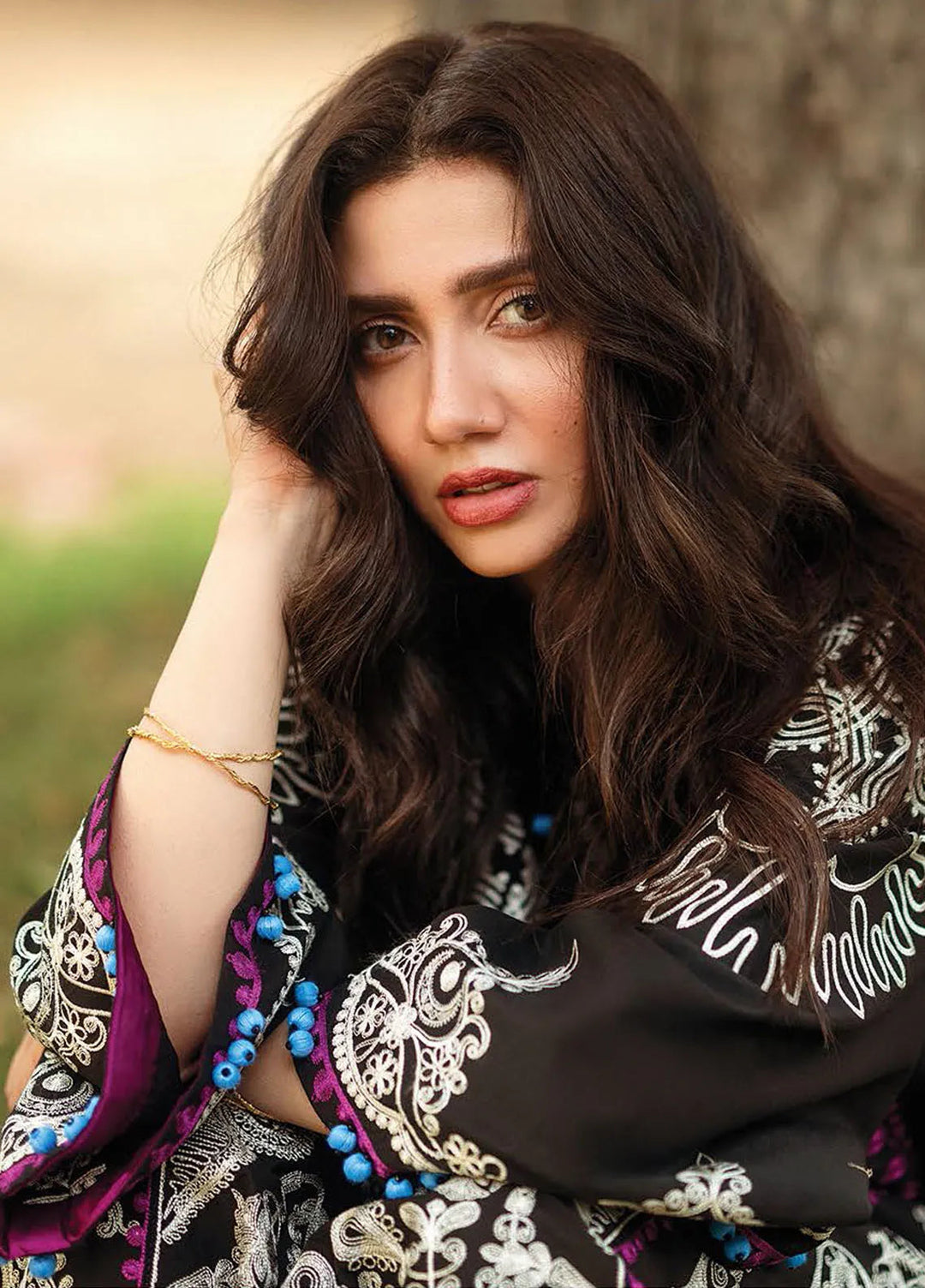 Siraa by Sadaf Fawad Khan Embroidered Lawn Suit Unstitched 3 Piece SDF24SL Helen A - Summer Collection