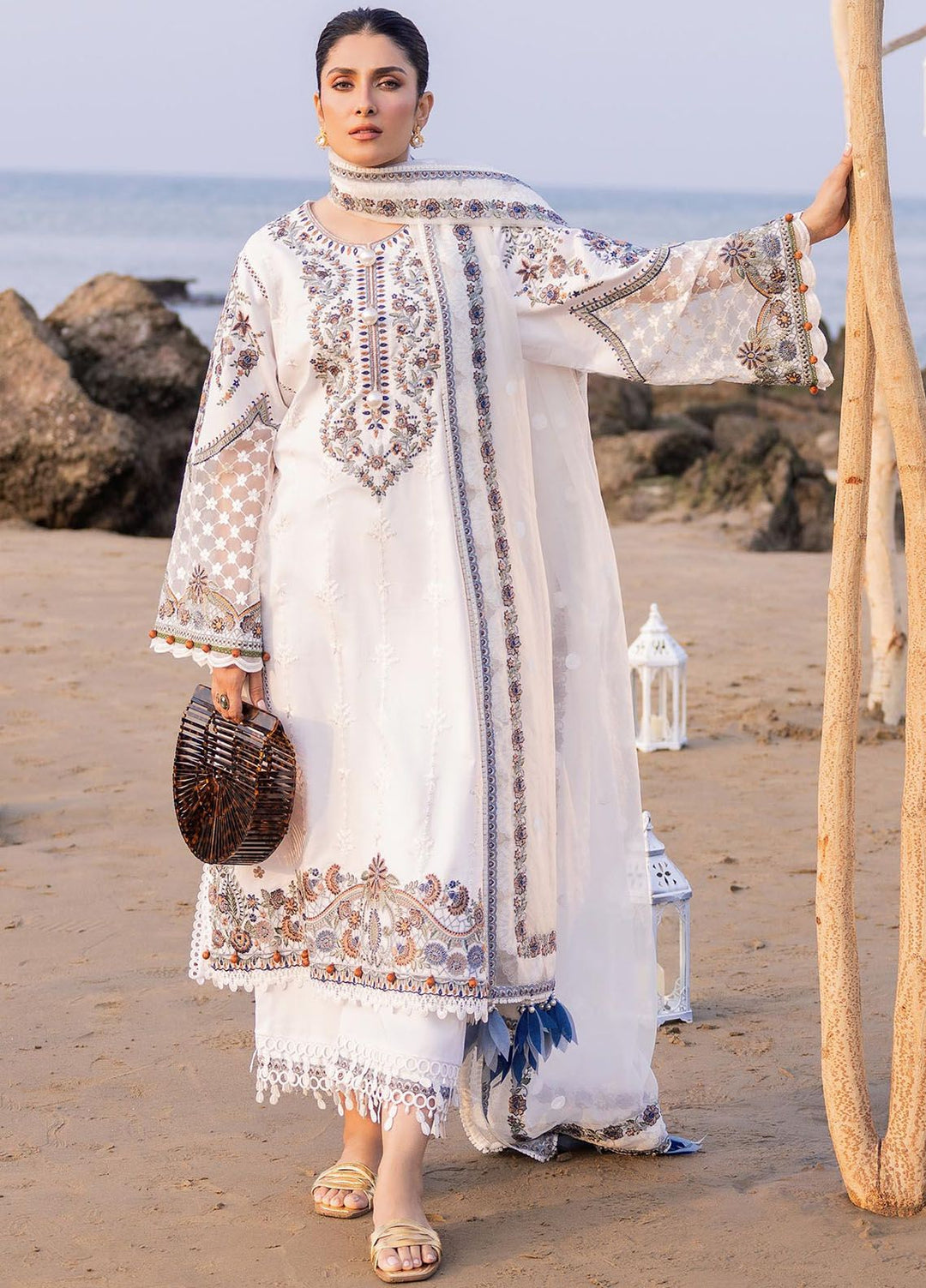 Siraa By Sadaf Fawad Khan Embroidered Lawn Suits Unstitched 3 Piece SDF24S Amira A - Luxury Collection