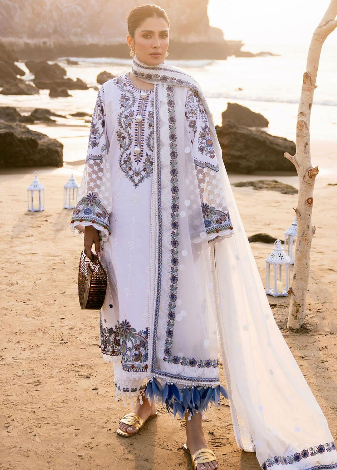 Siraa By Sadaf Fawad Khan Embroidered Lawn Suits Unstitched 3 Piece SDF24S Amira A - Luxury Collection