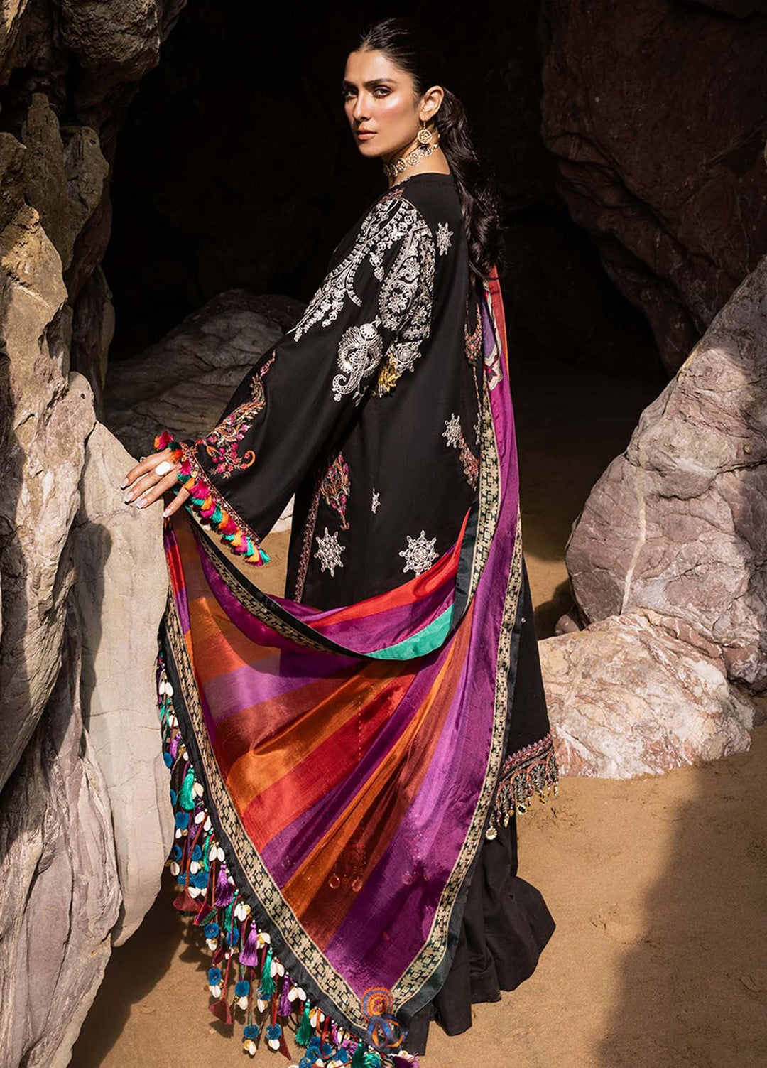 Siraa By Sadaf Fawad Khan Embroidered Lawn Suits Unstitched 3 Piece SDF24S Nuha A - Luxury Collection