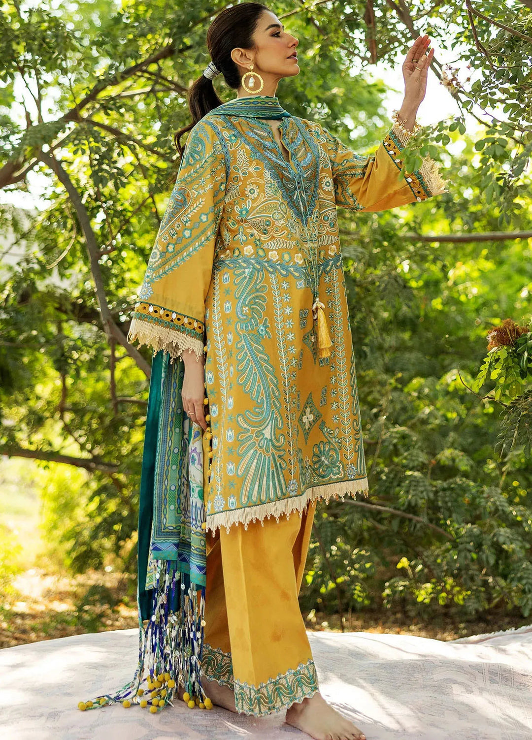 Siraa by Sadaf Fawad Khan Embroidered Lawn Suits Unstitched 3 Piece SDF25S D-6B Liana - Summer Collection