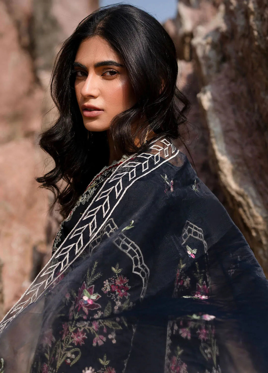 Sirene by Mahnur Embroidered Lawn Suit Unstitched 3 Piece MN25L D-10 Azure - Summer Collection