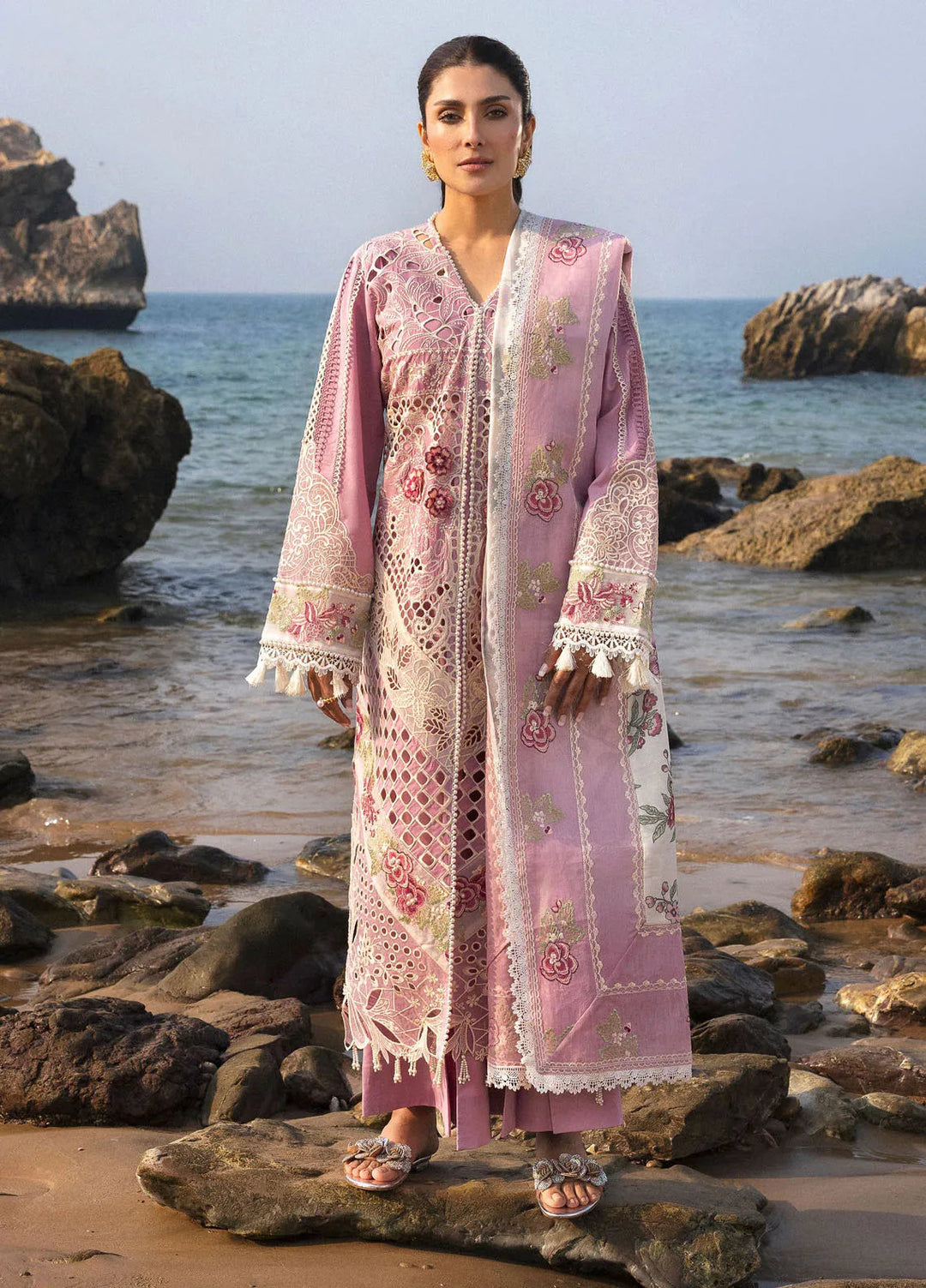 Sirene by Mahnur Embroidered Lawn Suit Unstitched 3 Piece MN25L D-11 Aria - Summer Collection