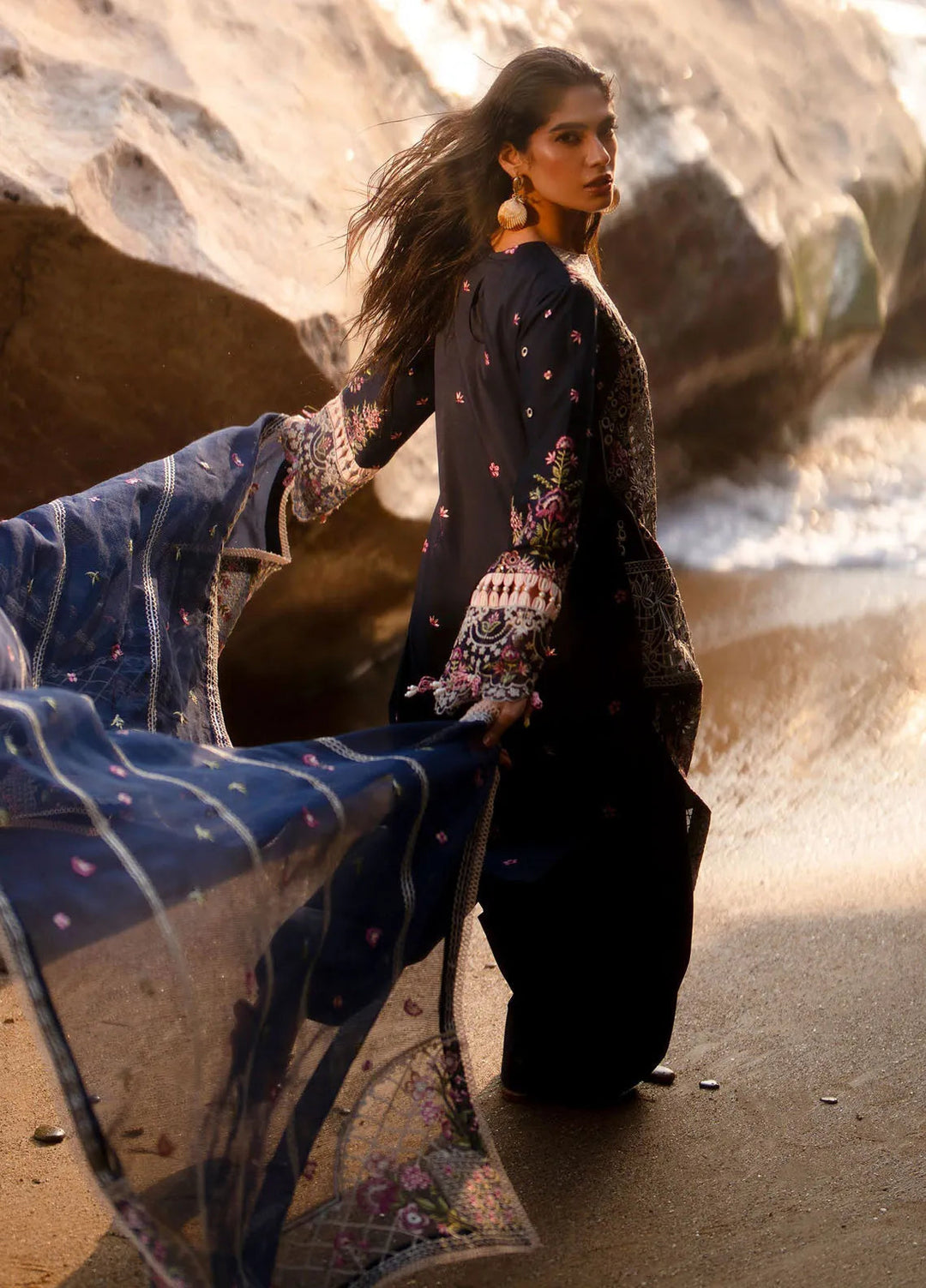 Sirene by Mahnur Embroidered Lawn Suit Unstitched 3 Piece MN25L D-4 Derya - Summer Collection