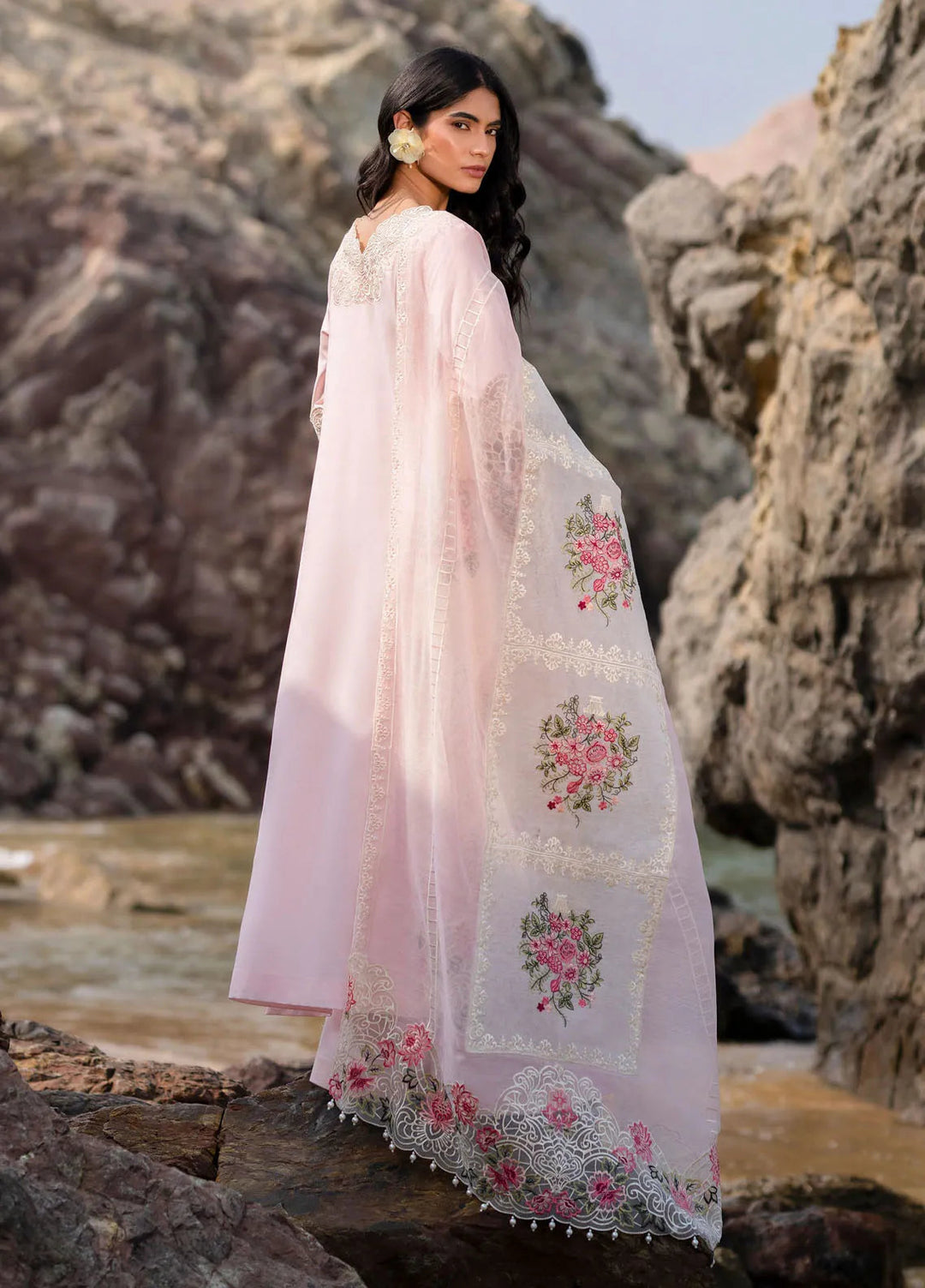 Sirene by Mahnur Embroidered Lawn Suit Unstitched 3 Piece MN25L D-6 Azalea - Summer Collection
