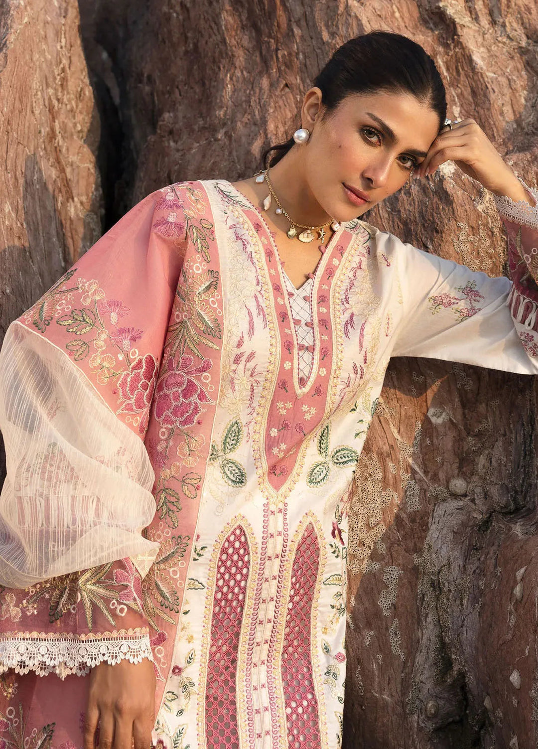Sirene by Mahnur Embroidered Lawn Suit Unstitched 3 Piece MN25L D-7 Magnolia - Summer Collection