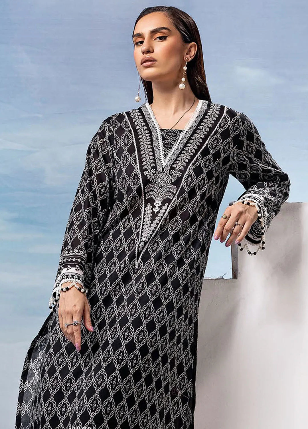 Slate By Gul Ahmed Printed Lawn Suit Unstitched 2 Piece GA24SBW BT-42006 - Summer Collection