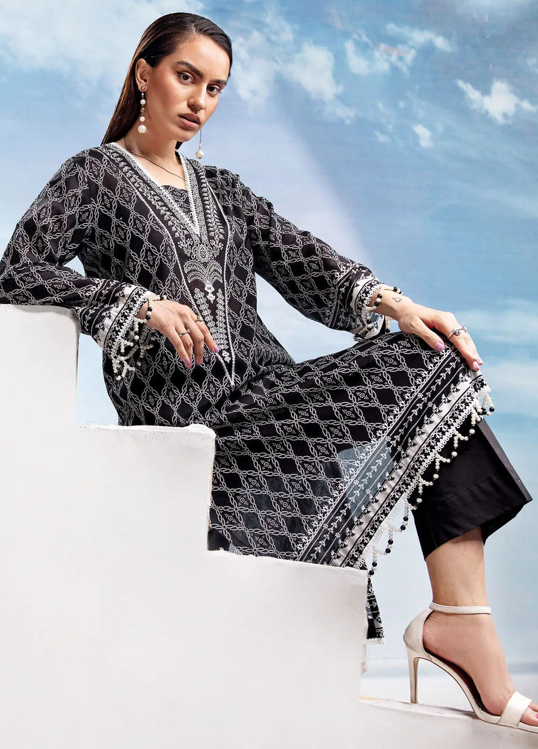 Slate By Gul Ahmed Printed Lawn Suit Unstitched 2 Piece GA24SBW BT-42006 - Summer Collection