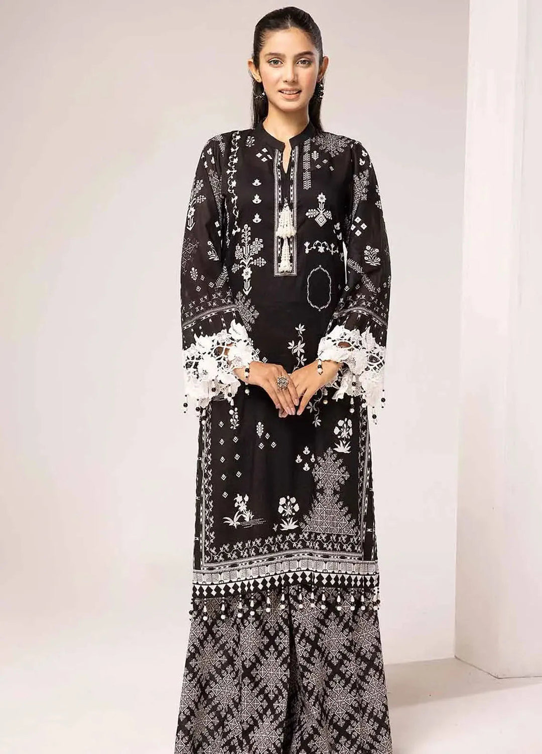 Slate By Gul Ahmed Printed Lawn Suit Unstitched 2 Piece GA24SBW BT-42007 - Summer Collection