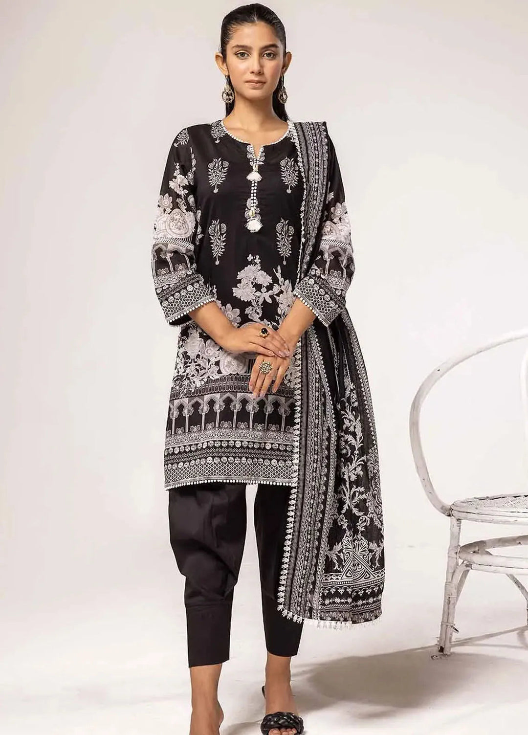 Slate By Gul Ahmed Printed Lawn Suit Unstitched 3 Piece GA24SBW B-42018 - Summer Collection