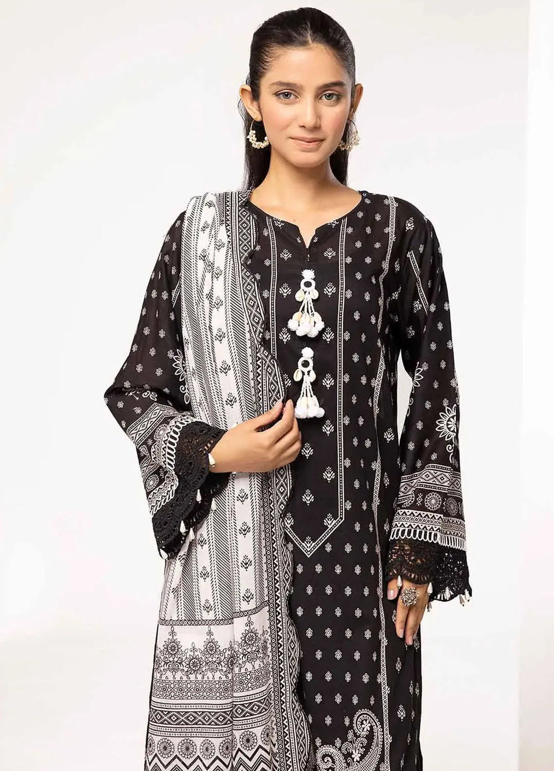 Slate By Gul Ahmed Printed Lawn Suit Unstitched 3 Piece GA24SBW B-42019 - Summer Collection