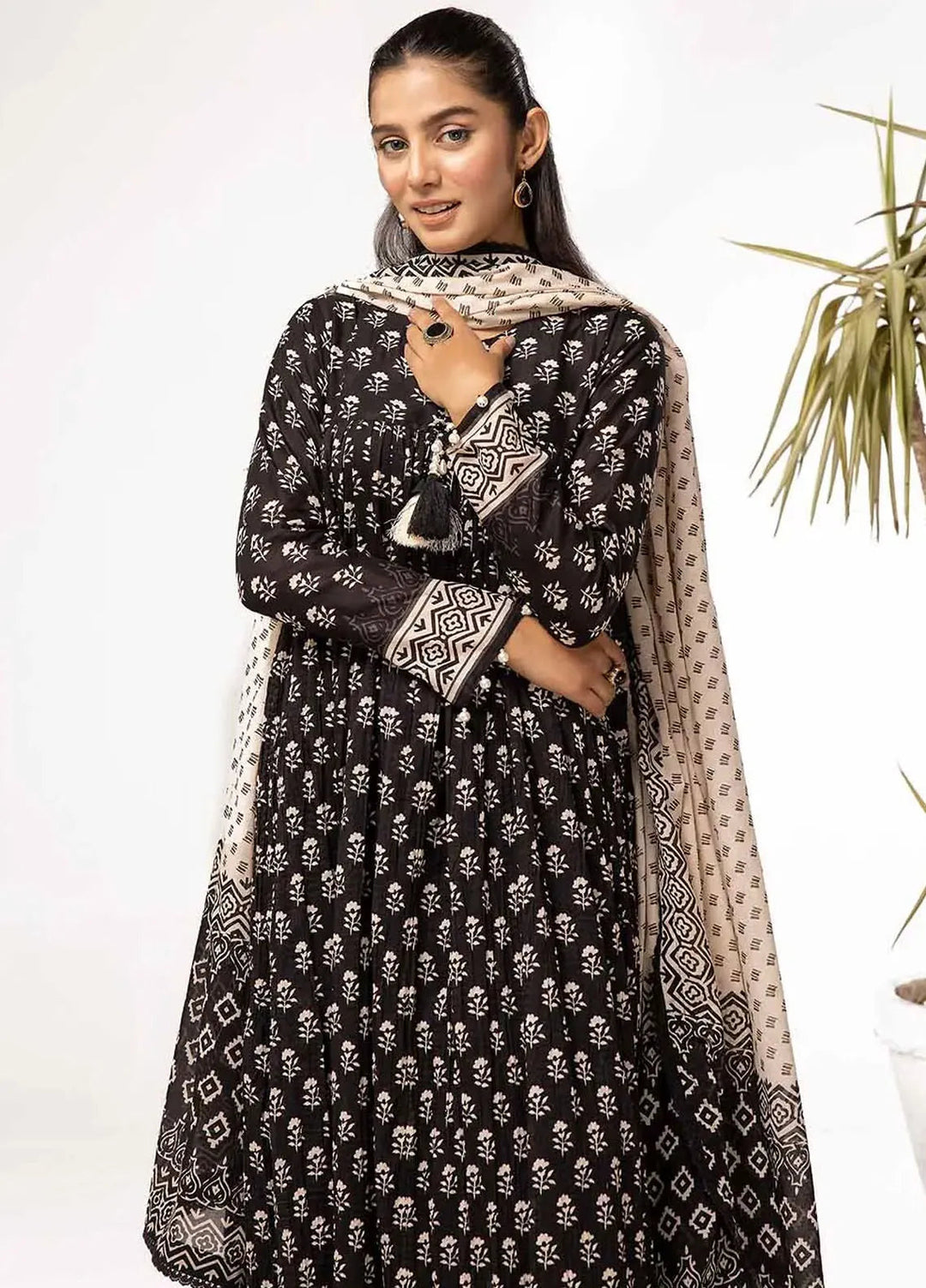 Slate By Gul Ahmed Printed Lawn Suit Unstitched 3 Piece GA24SBW B-42023 - Summer Collection