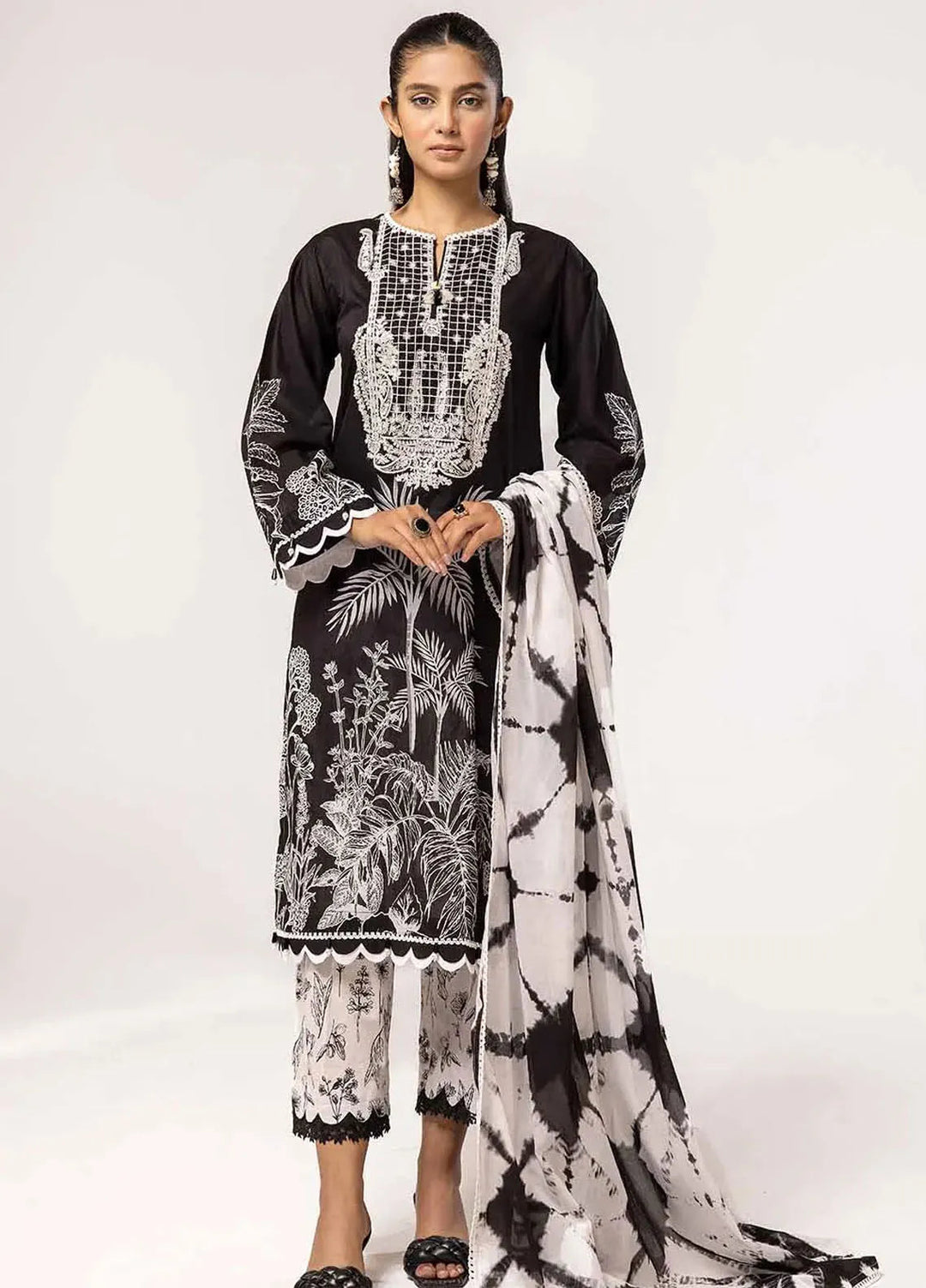 Slate By Gul Ahmed Printed Lawn Suit Unstitched 3 Piece GA24SBW B-42025 - Summer Collection