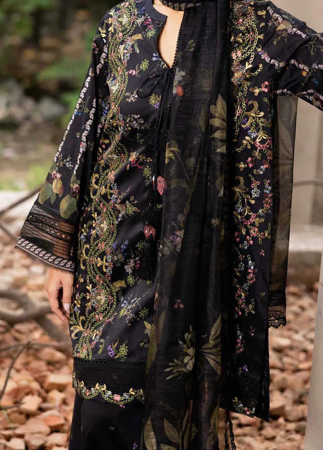 Sobia Nazir Embroidered Suits Unstitched 3 Piece SN24FE D-02 B - Fall Winter Collection