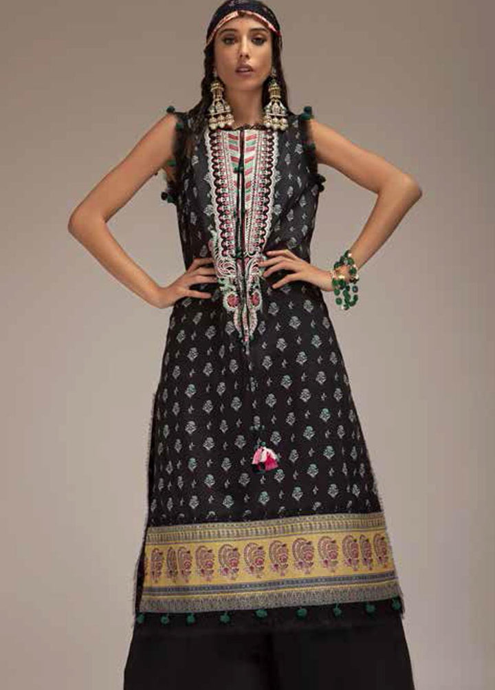 Sobia Nazir Printed Lawn Suits Unstitched 3 Piece SN22PL 7B - Summer Collection