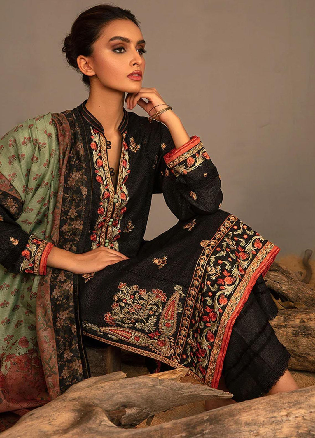 Sobia Nazir Embroidered Karandi Suits Unstitched 3 Piece SN23AW 2A - Winter Collection