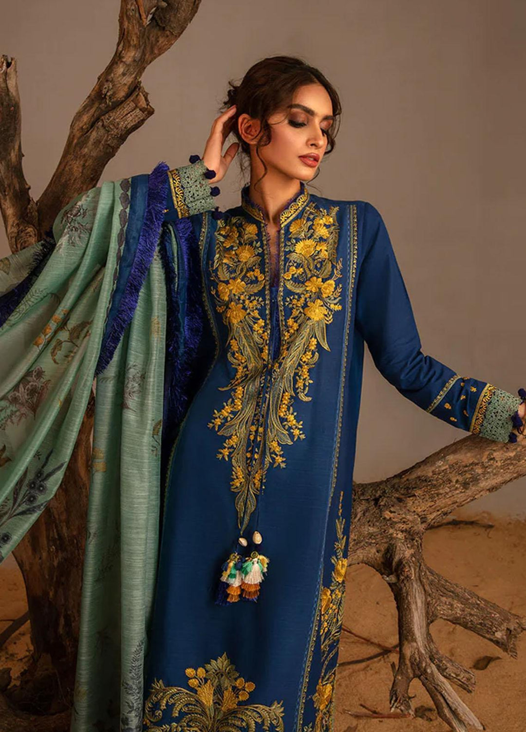 Sobia Nazir Embroidered Slub Suits Unstitched 3 Piece SN23AW 4A - Winter Collection