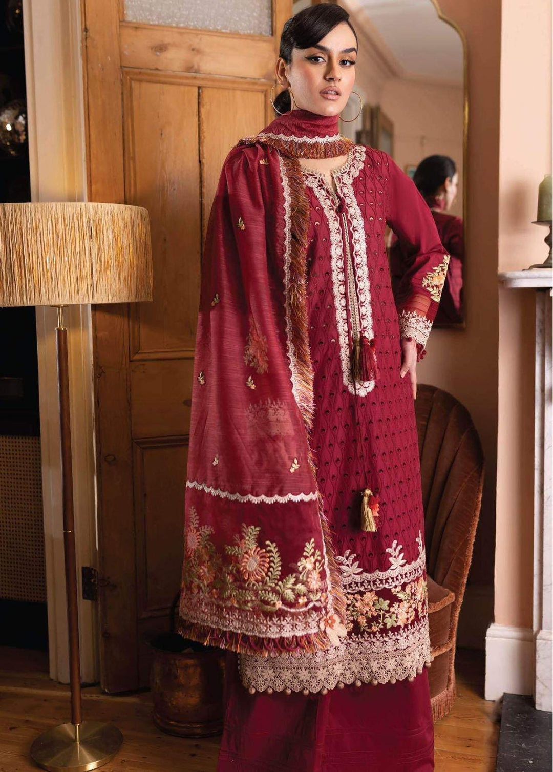 Vital Lawn By Sobia Nazir Embroidered Lawn Suits Unstitched 3 Piece SN23V 6B - Summer Collection
