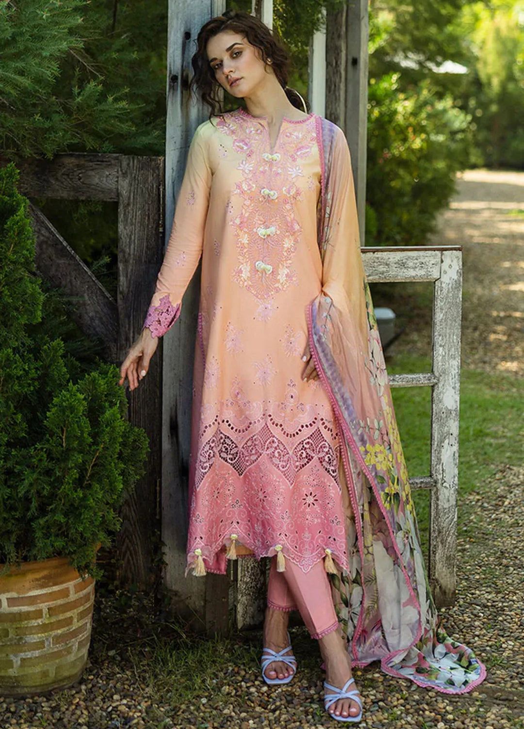 Solace Ombre by Mushq Chikankari Lawn Suit Unstitched 3 Piece MQ25SO D-04 Risate - Summer Collection