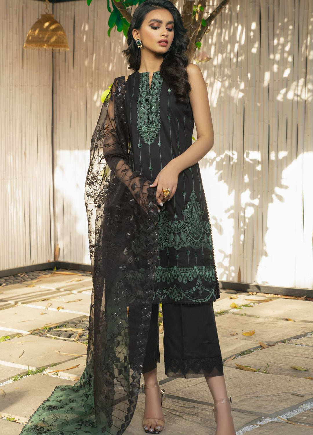 Saira Rizwan Embroidered Lawn Suits Unstitched 3 Piece SR21E 07 Esmeray - Eid Collection