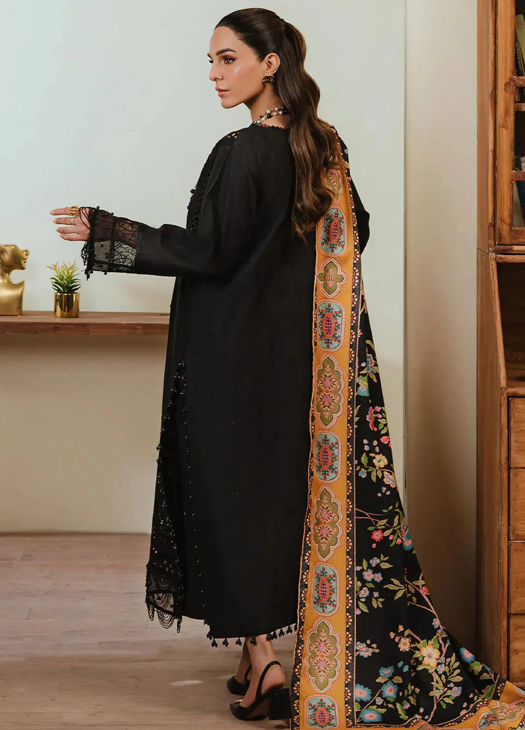 Stella By Mahnur Embroidered Khaddar Suit Unstitched 3 Piece MN24S D-05 B Ramal - Winter Collection