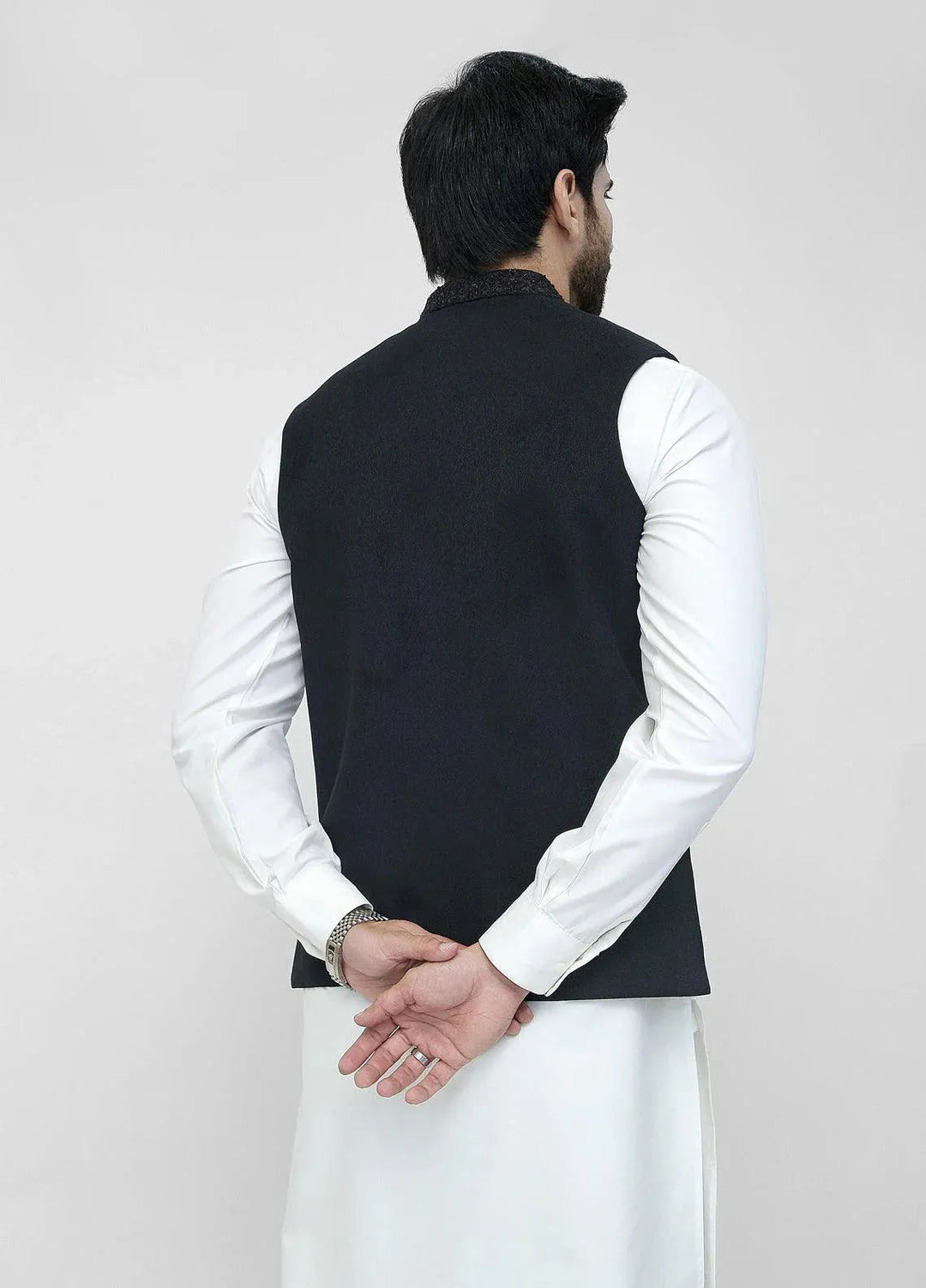 Stylish Garments Embroidered Mens Waistcoat - WO-2087