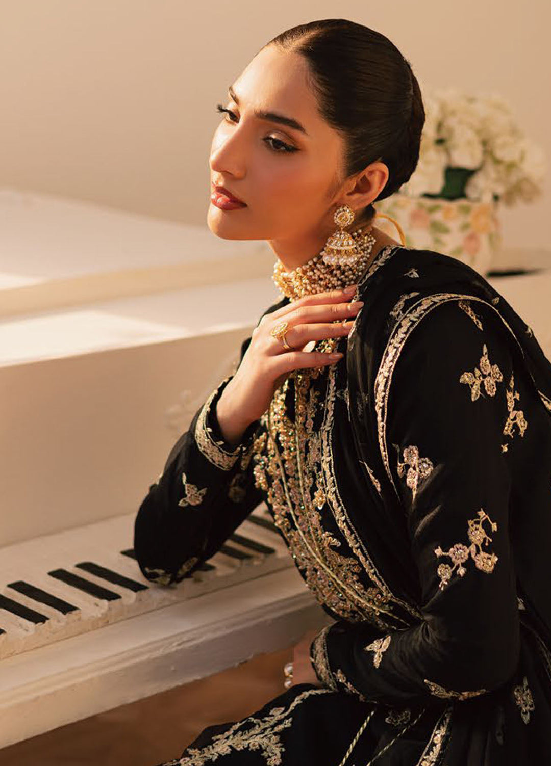 Suave by Emaan Adeel Embroidered Chiffon Suits Unstitched 3 Piece EA25LF Svara - Formals Collection