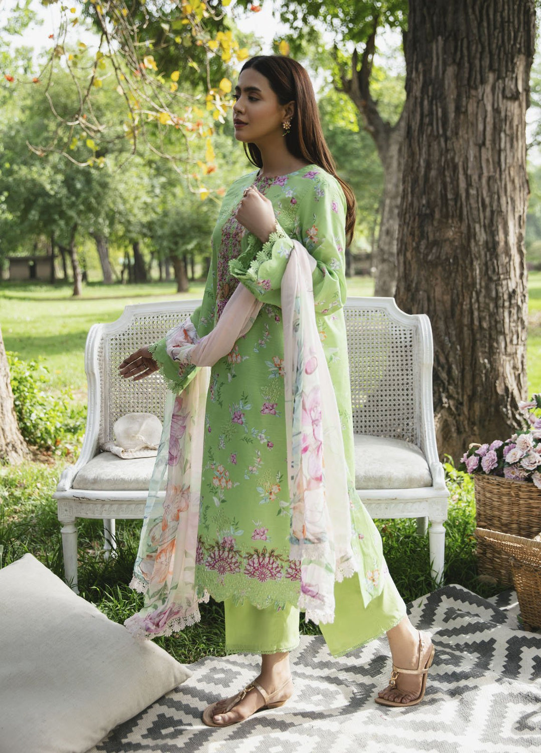Summer Breez By Humdum Printed Lawn Suits Unstitched 3 Piece HD25SB D-08 - Summer Collection