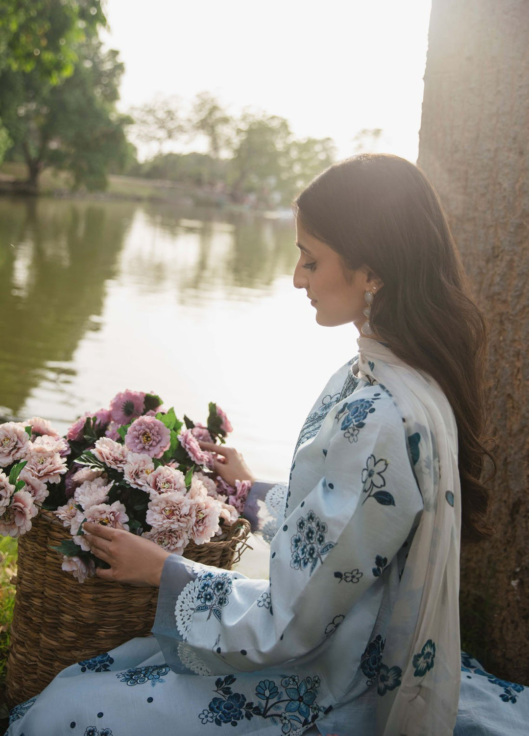 Summer Breez By Humdum Printed Lawn Suits Unstitched 3 Piece HD25SB D-10 - Summer Collection