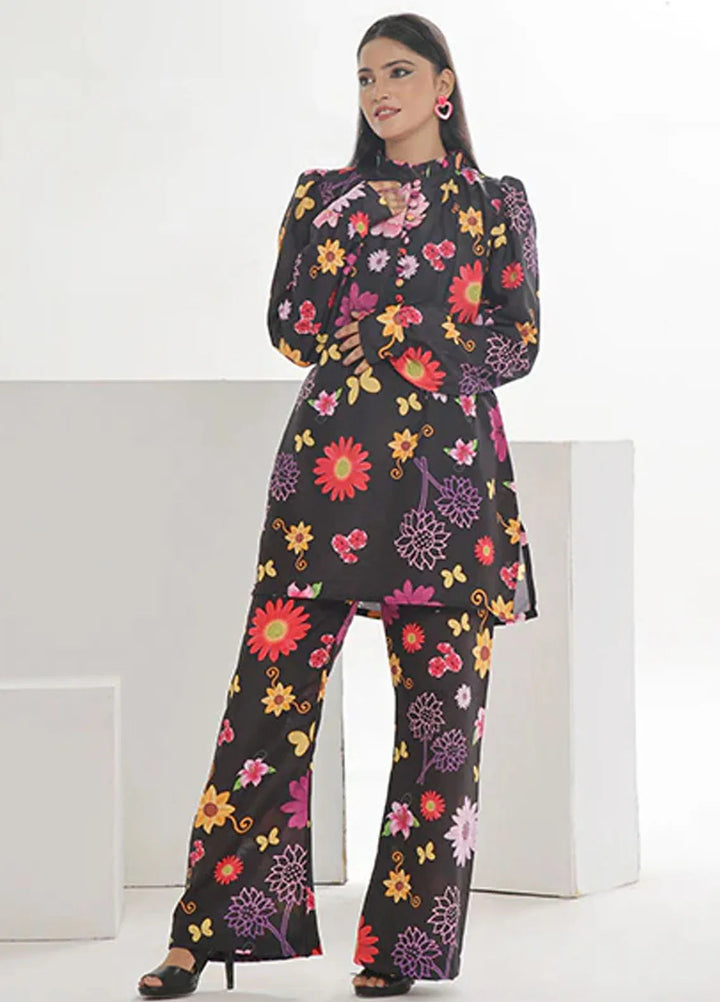 Summer Fiesta By Nazmina Pret Printed Lawn 2 Piece Suit TF-11 Black Sparkle