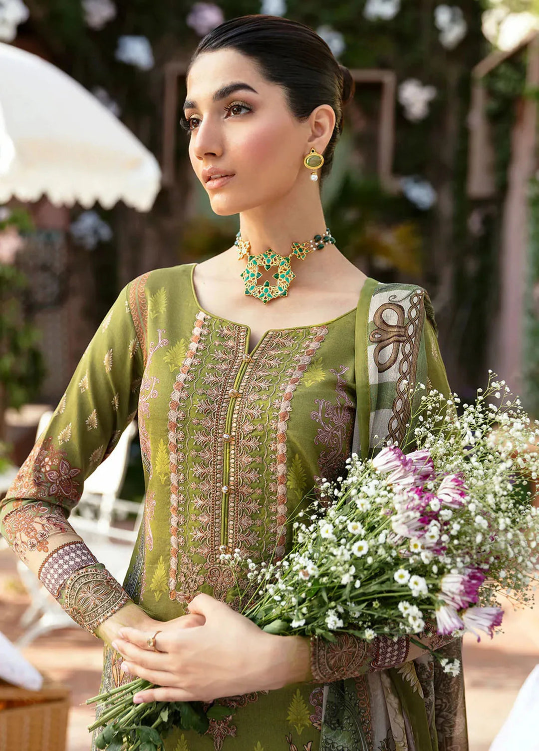 Summer Glow by Gulaal Embroidered Lawn Suit Unstitched 3 Piece GL24SG D-04 Alicia - Summer Collection