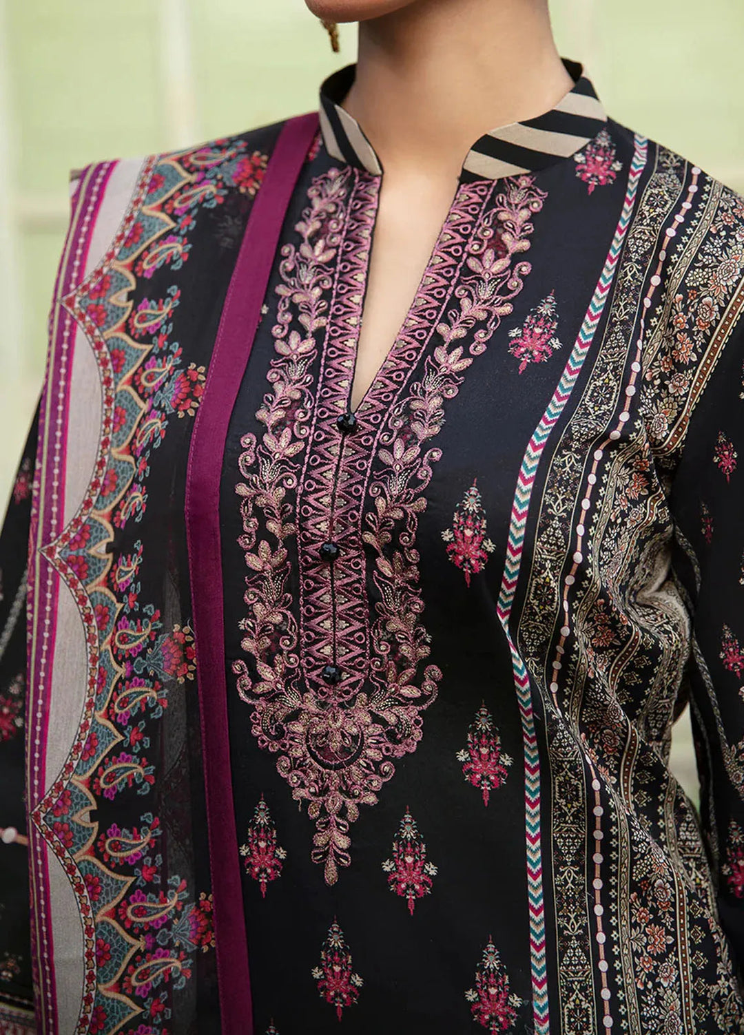 Summer Glow by Gulaal Embroidered Lawn Suit Unstitched 3 Piece GL24SG D-06 Andrea - Summer Collection
