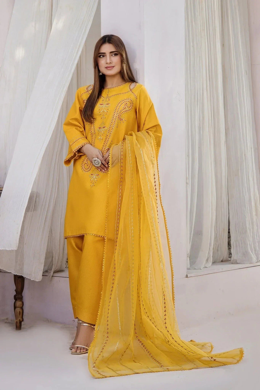 Sohani Rajwani By HM RTW Embroidered Lawn 3 Piece Suit SUNLIGHT Festive Collection