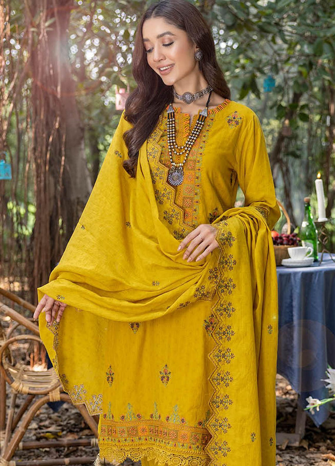 Sunshine Bloom By AL Zohaib Embroidered Jacquard Suits Unstitched 3 Piece AZ23SB D-4 - Winter Collection
