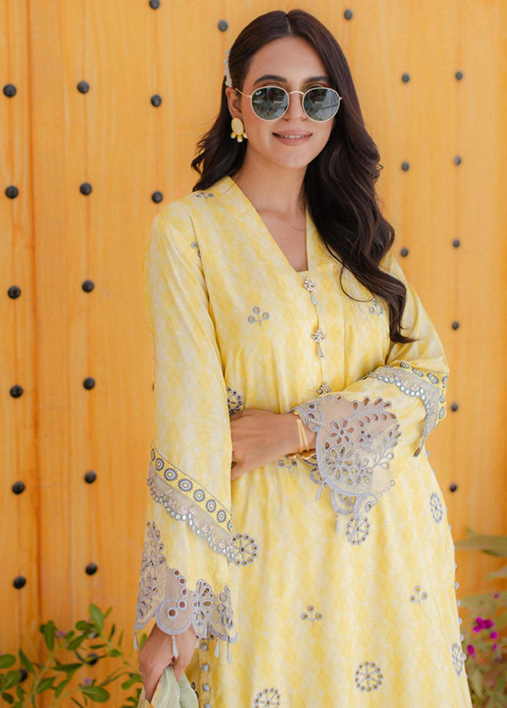 Sunshine Bloom By Al Zohaib Embroidered Cambric Suits Unstitched 3 Piece AZ23PK 03 - Winter Collection