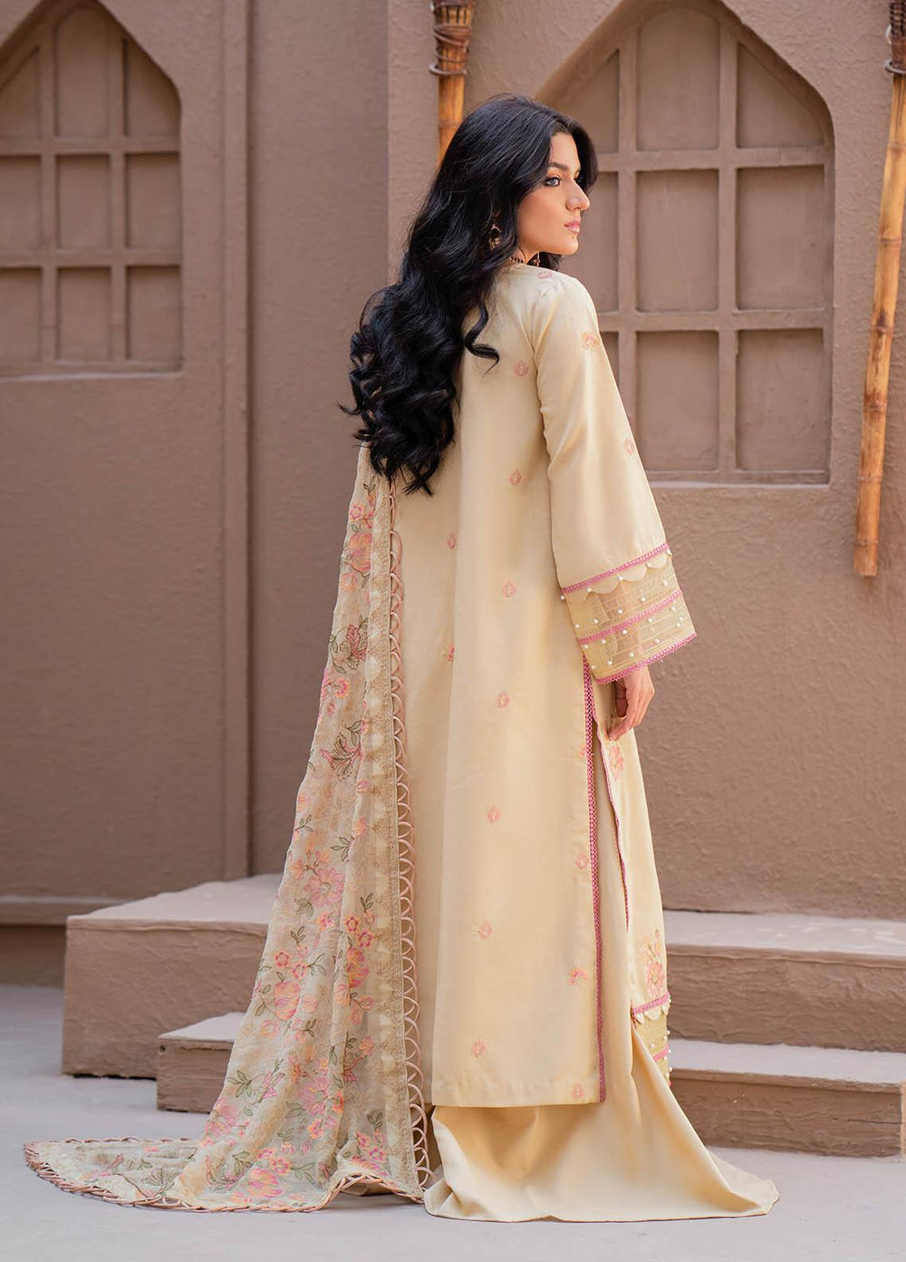 Surmai By Humdum Embroidered Lawn Suits Unstitched 3 Piece HD23S D-7 - Summer Collection